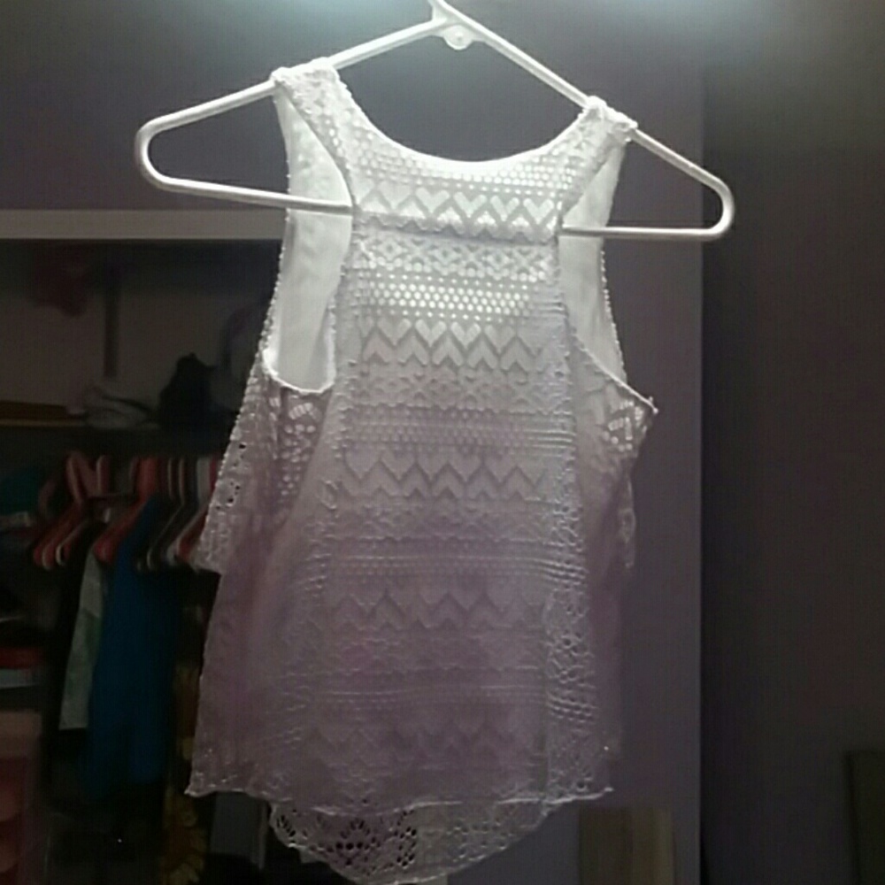 Tanktop - Picture 2 of 3